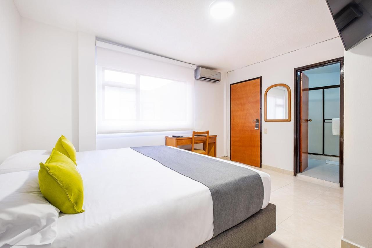 Ayenda 1502 Principe Hotel Bucaramanga Buitenkant foto
