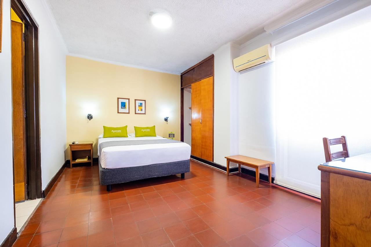 Ayenda 1502 Principe Hotel Bucaramanga Buitenkant foto