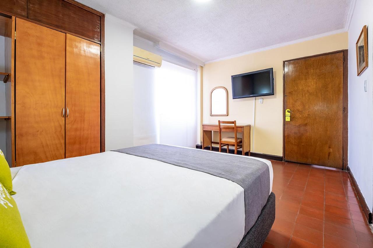 Ayenda 1502 Principe Hotel Bucaramanga Buitenkant foto