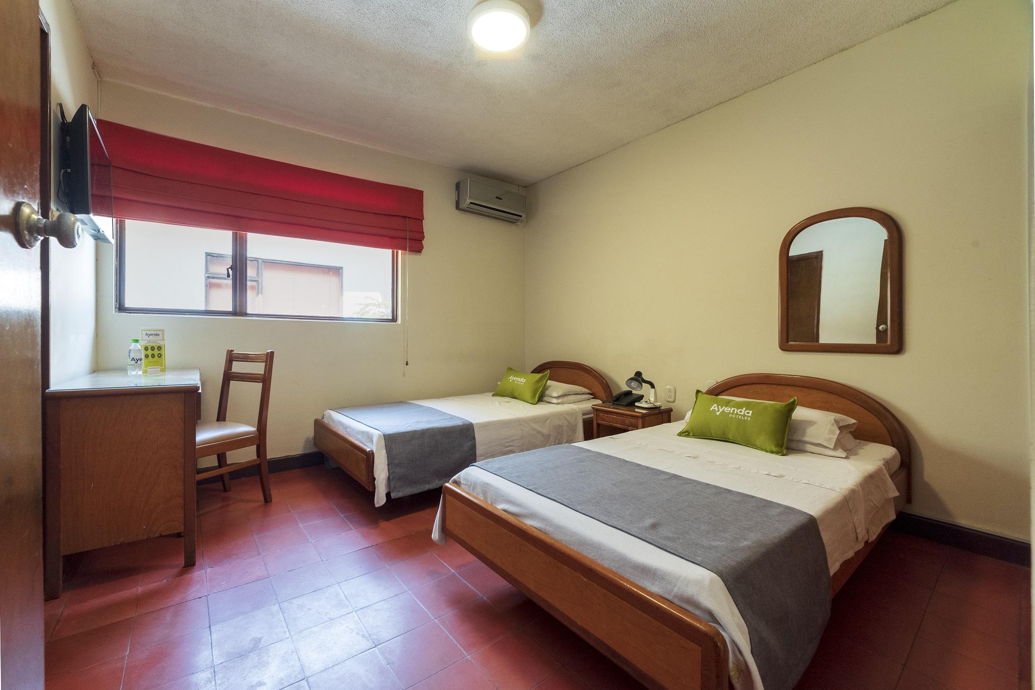 Ayenda 1502 Principe Hotel Bucaramanga Buitenkant foto